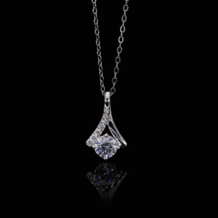 Round Cut Diamond Pendant for Her