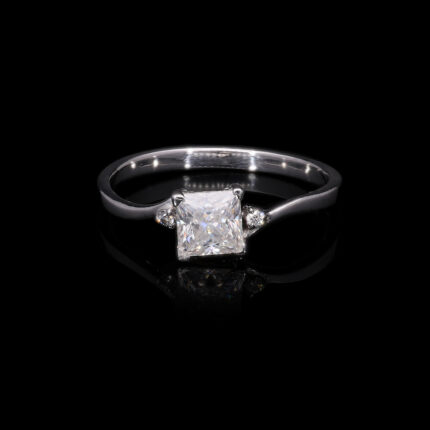 1 CT Princess Cut Solitaire Diamond Ring