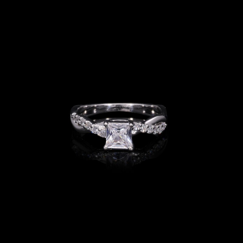 Princess Cut Diamond Twisted Shank Ring