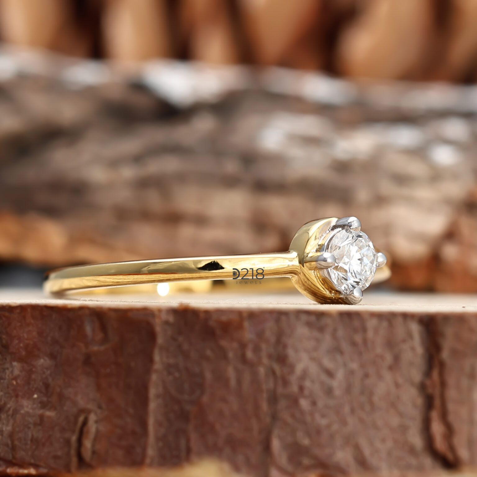 Stunning Ainsley Earhardt's Round Solitiare Engagement Ring - D218 Jewels